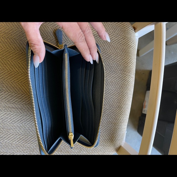 Coach Wallet - Picture 3 of 3